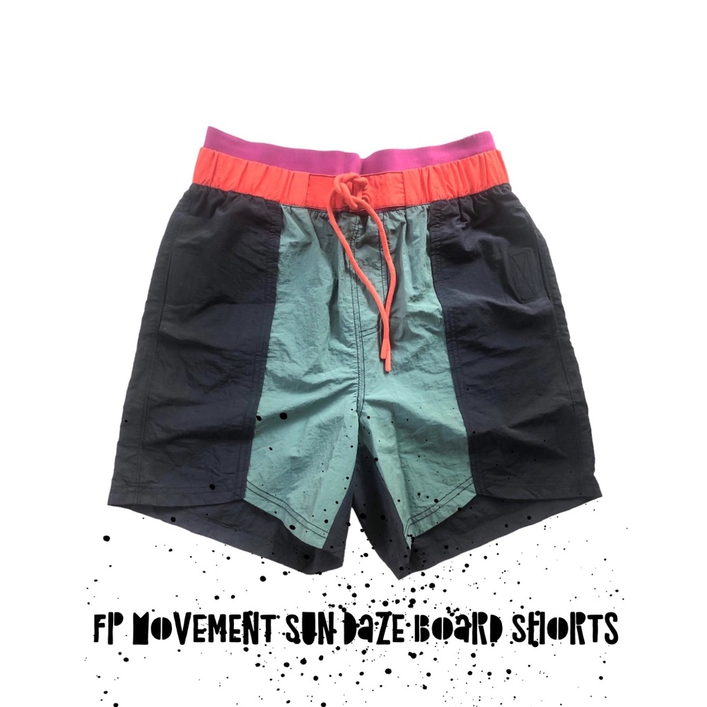 NWOTs Free People FP Movement Women’s Colorblock Sun Daze Board Short, Sz Sm